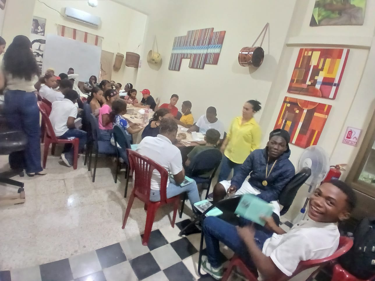 TALLER DE CONVIVENCIA CON NIÑOS Y ADOLESCENTES  " APRENDIENDO TU VALOR"