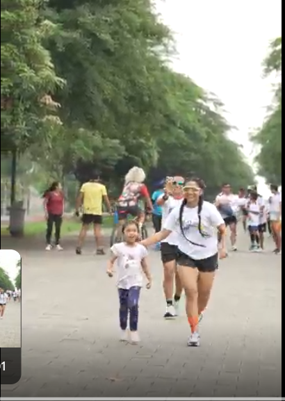 DONAMOS DIBUJANDO SONRISAS